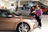 Ô tô nhập tràn về, hạ giá giành khách với xe trong nước