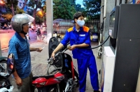 Giá xăng giảm lần thứ 5 liên tiếp: Xuống mức đáy thấp kỷ lục