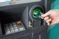 Giảm mức rút tiền mặt qua ATM vào đêm khuya