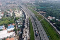 Vì sao có tình trạng buôn nhà phố 'một vốn bốn lời'?