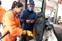 Giá xăng tăng mạnh từ 17h chiều 02/4/2019