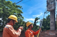 Điện 1 giá gần 3.000 đồng/kWh: Người nghèo không được lợi gì cả