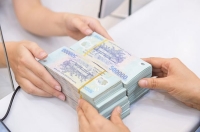 Lãi suất cho vay giảm xuống mức thấp nhất nhiều năm qua